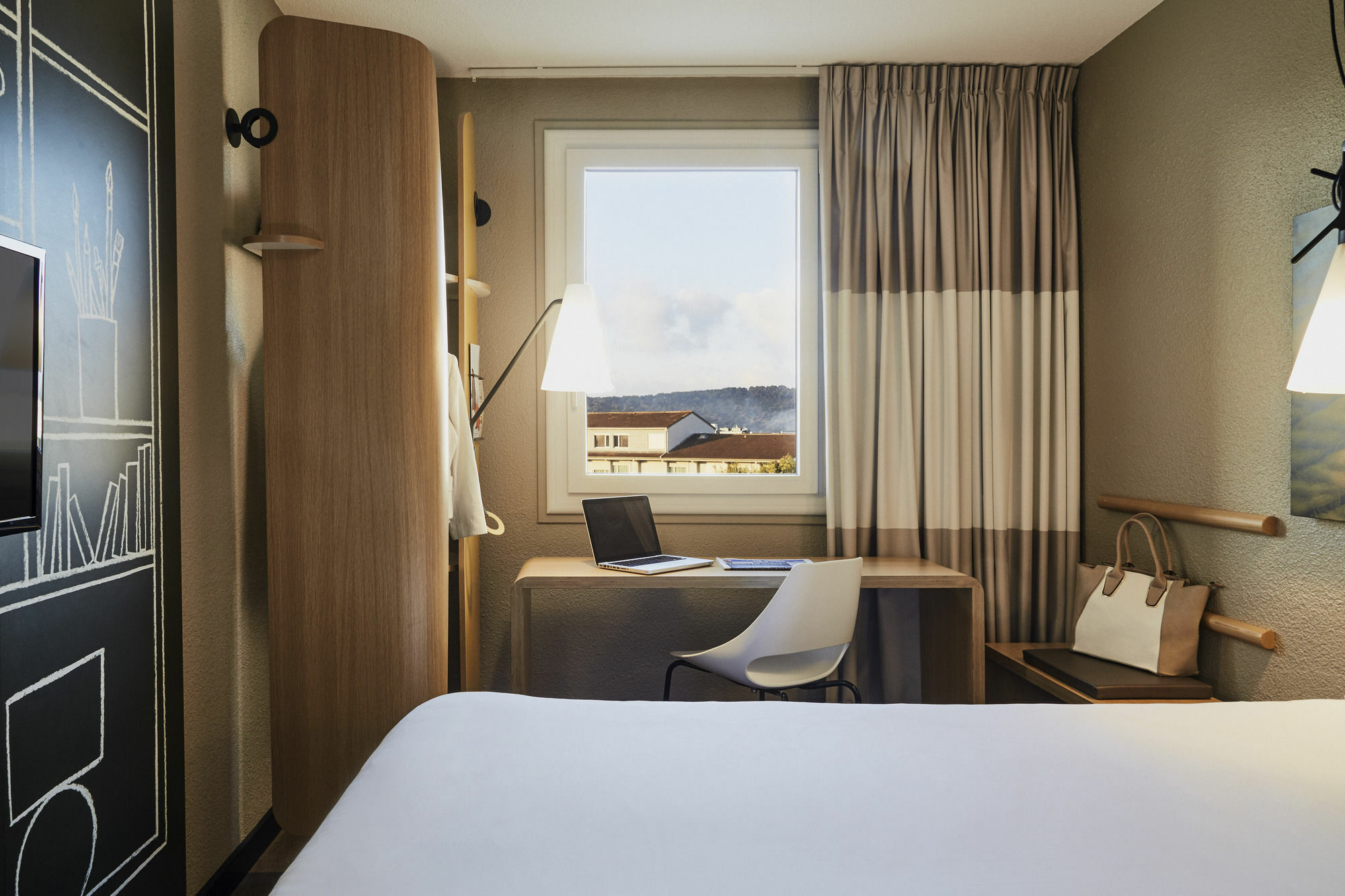 Ibis Toulon La Seyne Sur Mer Экстерьер фото